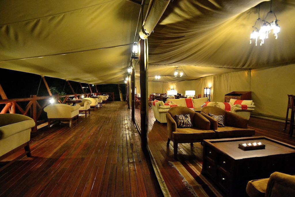 Hotel Kiboko Luxury Camp à Naivasha Extérieur photo