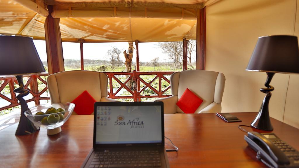 Hotel Kiboko Luxury Camp à Naivasha Extérieur photo