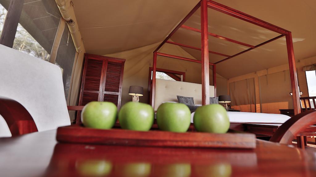 Hotel Kiboko Luxury Camp à Naivasha Extérieur photo